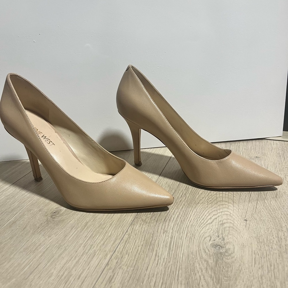 Nine West Beige Pointed Toe Heels